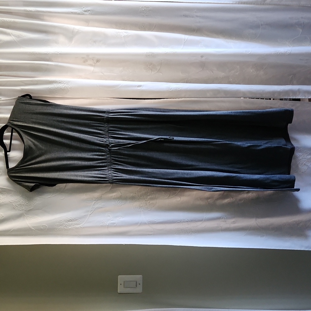 A really comfortable dress for spring.